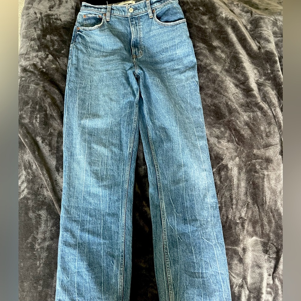 Abercrombie Ultra High Rise 90s Straight Jean Curve Love Size 29